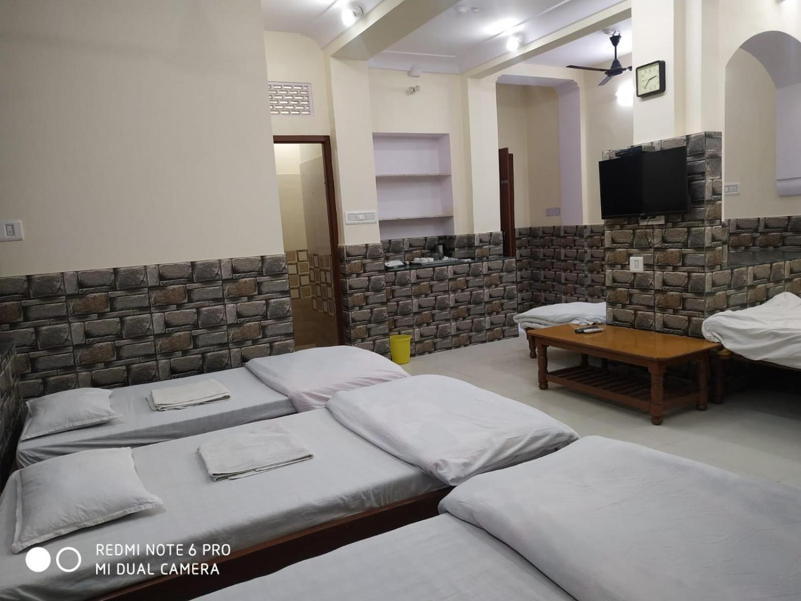 Boby Home Stay "Boby Mansion" Jaipur Buitenkant foto